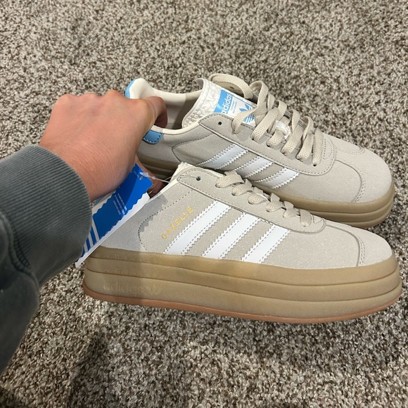 NWT platform gazelles adidas - Picture 3 of 3